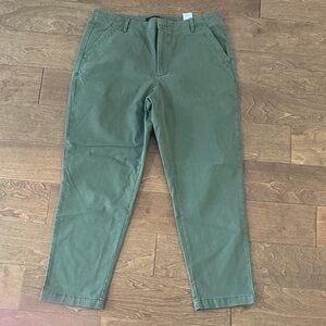 Women's Green Khaki Chino Pants Banana Republic